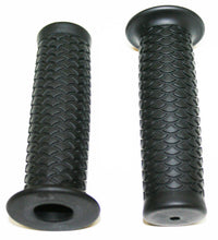 Load image into Gallery viewer, Universal Retro Grips - Black - 7/8"